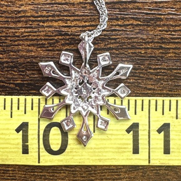 Sterling Silver 925 Snowflake Illusion Stone Pendant Necklace Size 18" Length - Picture 15 of 16